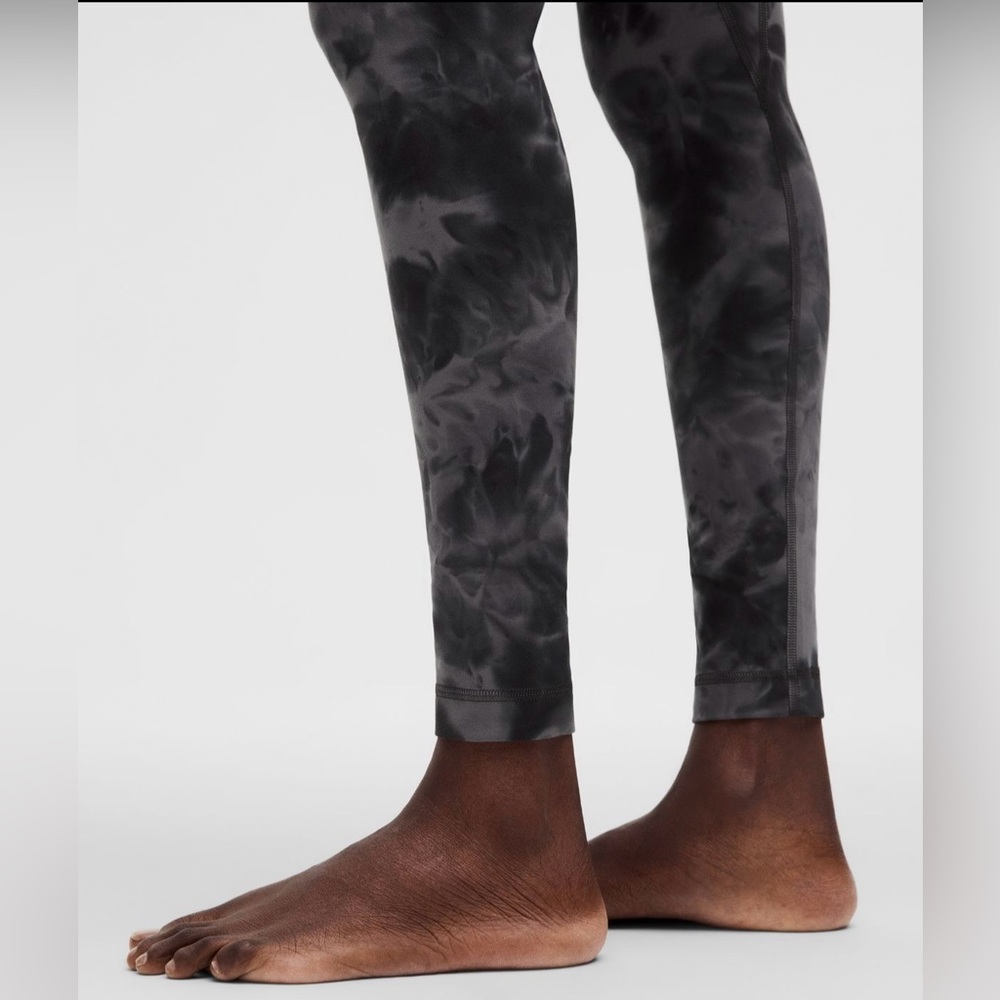 Diamond Dye Pitch Grey Graphite Grey  28” Lululemon align high rise leggings nwt - Picture 2 of 9